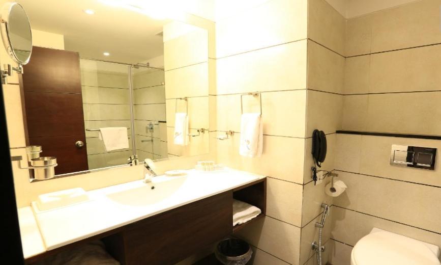 Nandan Kanan Hotel & Resort Sipra 外观 照片